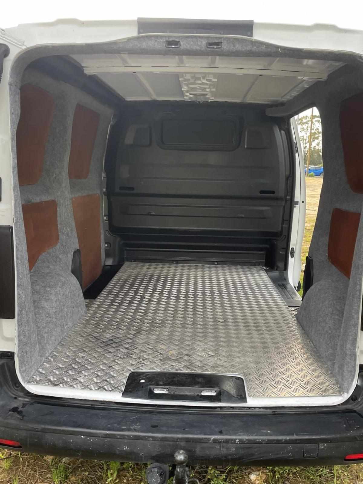 peugeot-expert-2-0-bluehdi-2017-diesel-1997cc
