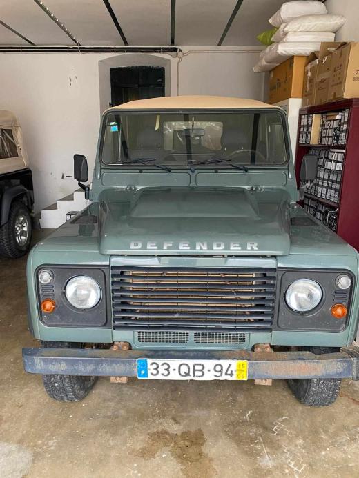 land-rover-defender-2-2-td4-awd-2015-diesel-2198cc
