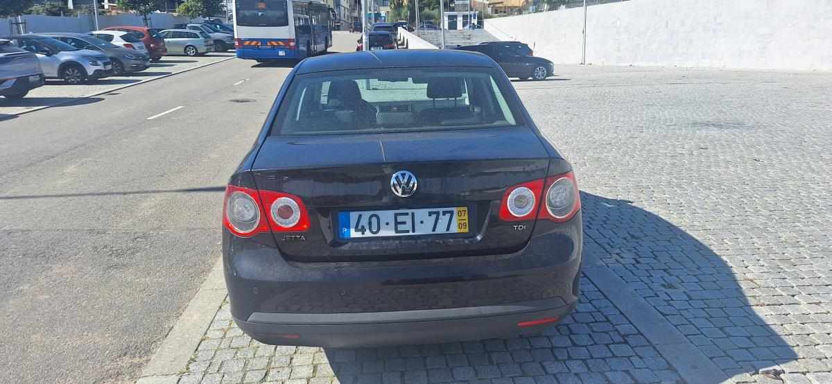 volkswagen-jetta-1-9-105cv-2007-diesel-1896cc