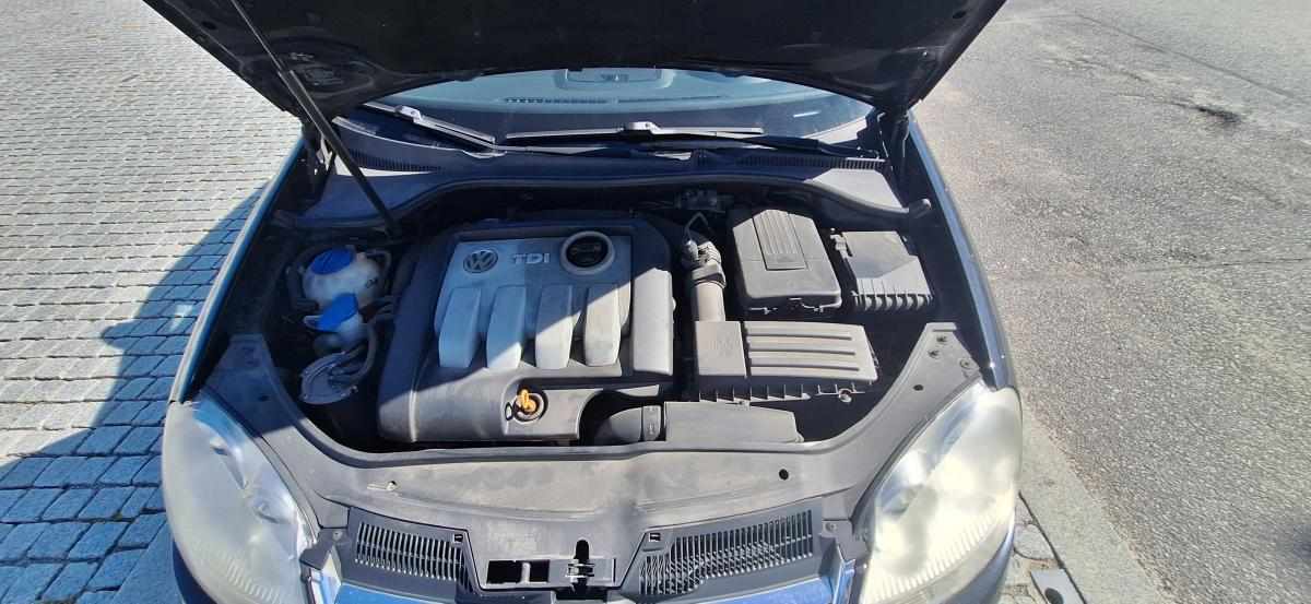 volkswagen-jetta-1-9-105cv-2007-diesel-1896cc