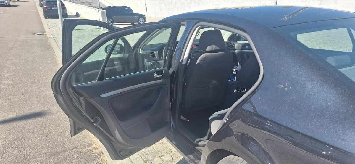 volkswagen-jetta-1-9-105cv-2007-diesel-1896cc