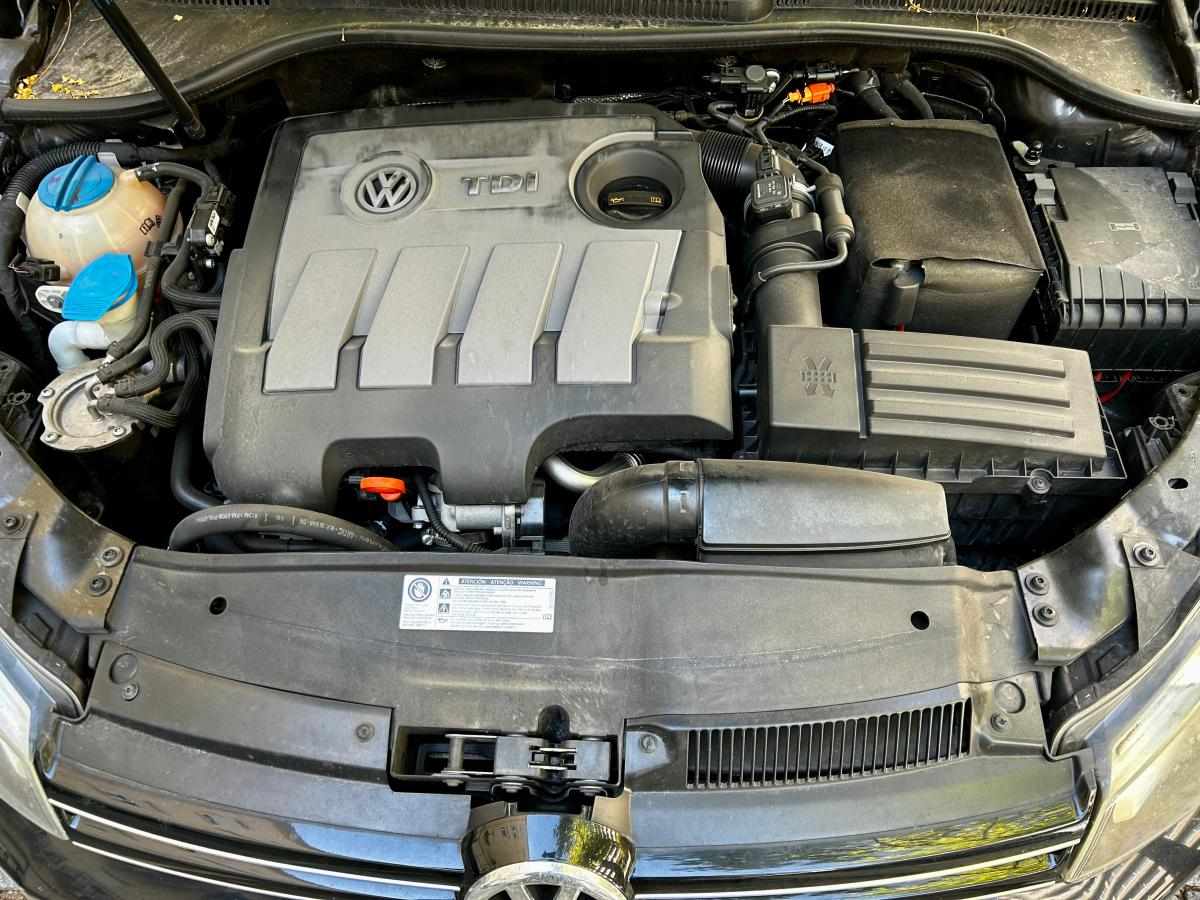volkswagen-golf-1-6-tdi-2010-diesel-1598cc
