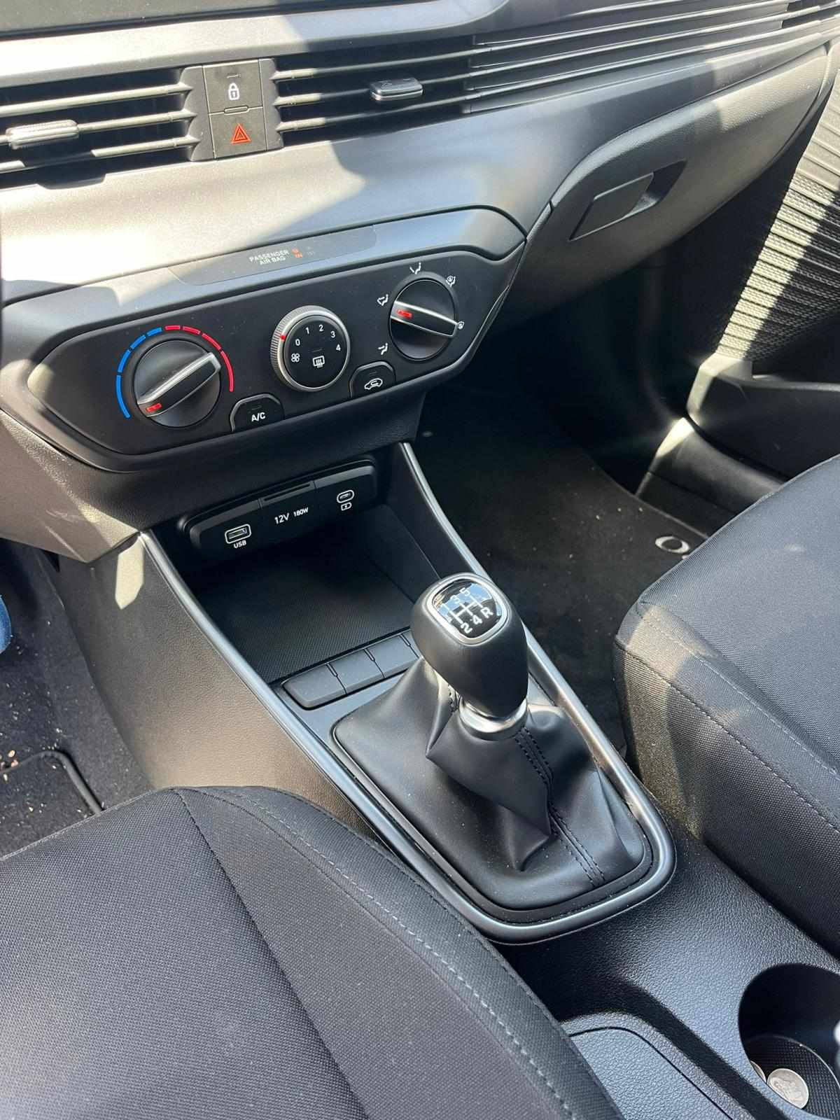 hyundai-i20-1-2-mpi-2024-gasolina-1197cc
