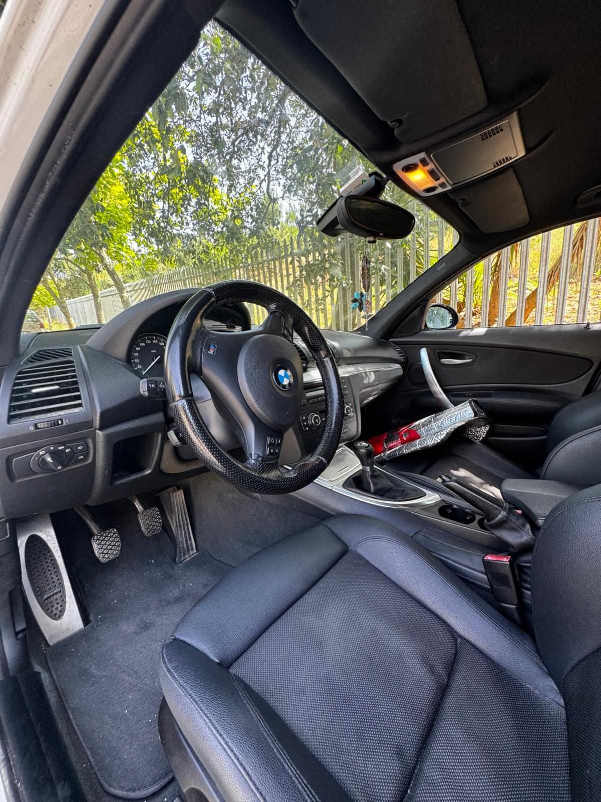 bmw-serie-1-120d-2009-diesel-1995cc