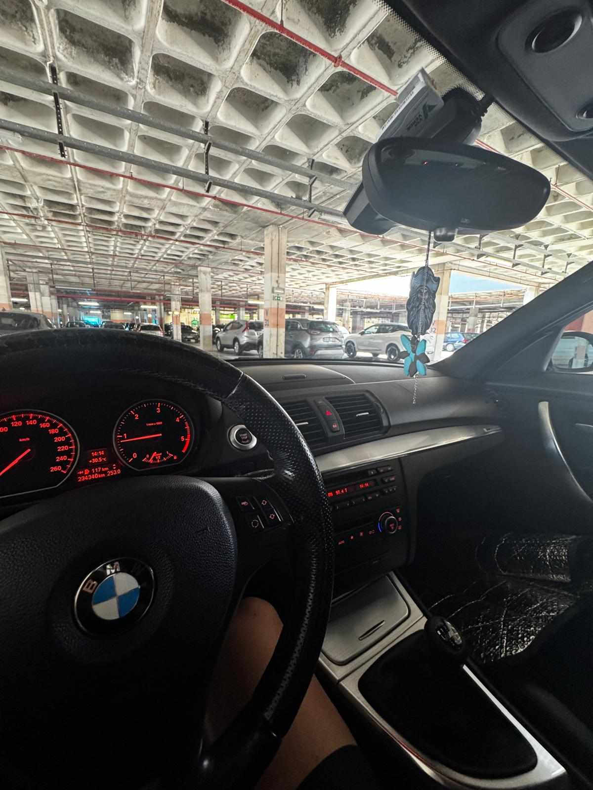 bmw-serie-1-120d-2009-diesel-1995cc