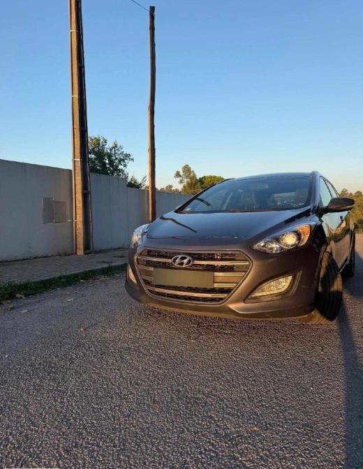 hyundai-i30-1-6-crdi-2016-diesel-1582cc