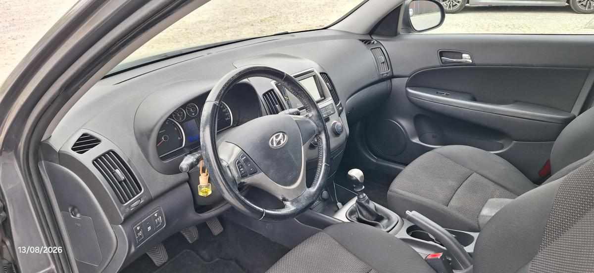 hyundai-i30-1-6-crdi-2010-diesel-1582cc