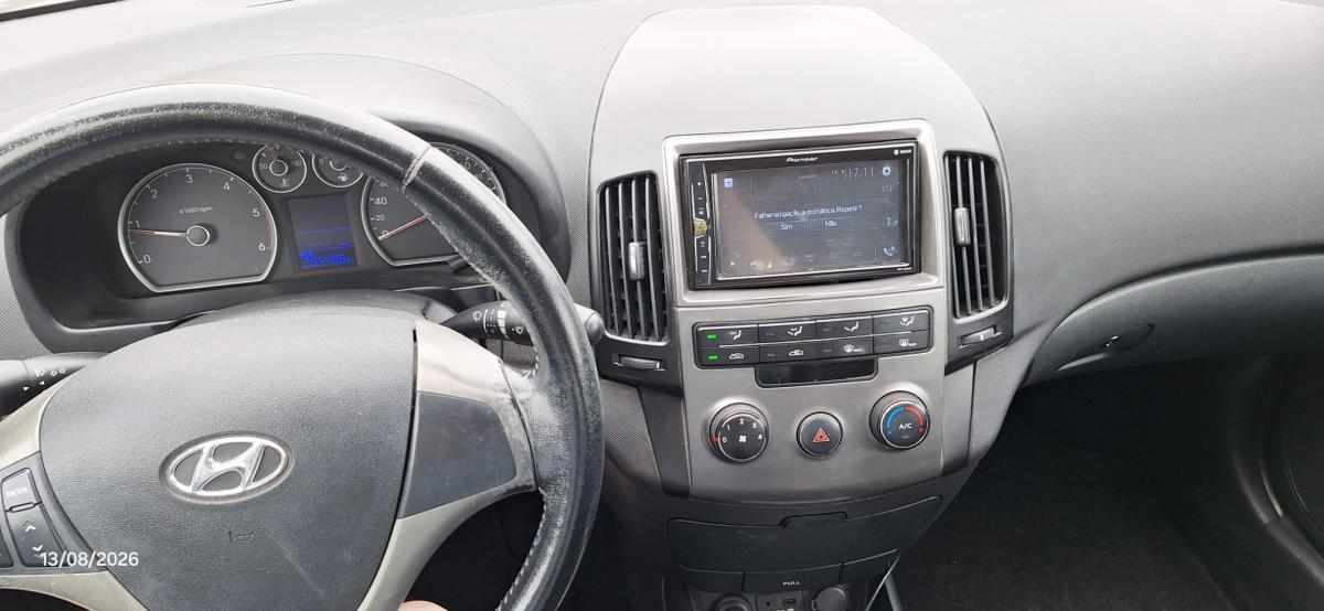 hyundai-i30-1-6-crdi-2010-diesel-1582cc