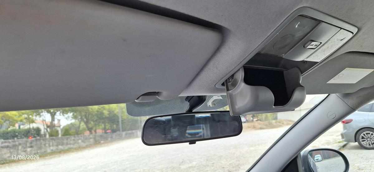 hyundai-i30-1-6-crdi-2010-diesel-1582cc