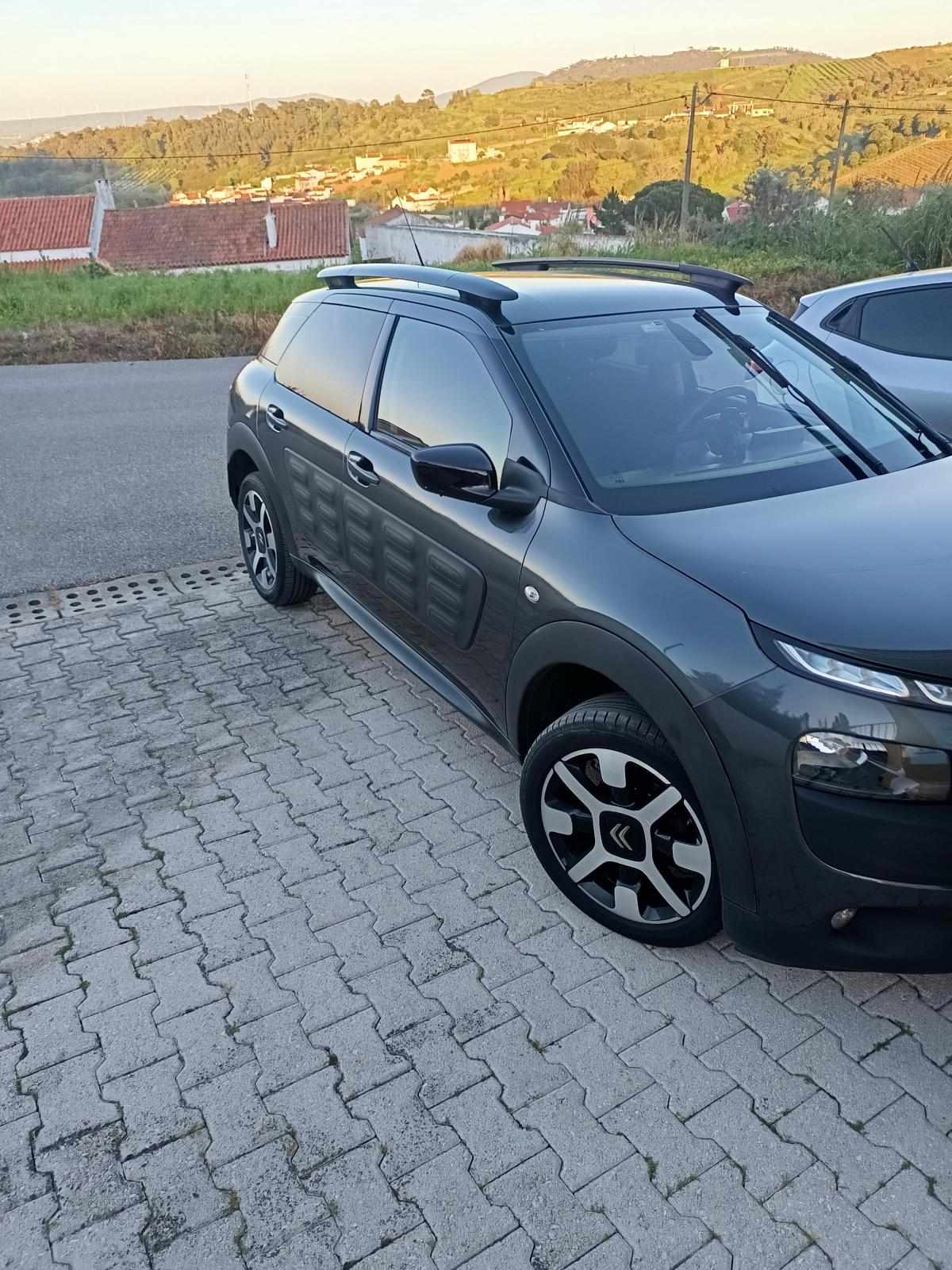 citroen-c4-cactus-1-6-bluehdi-2016-diesel-1560cc