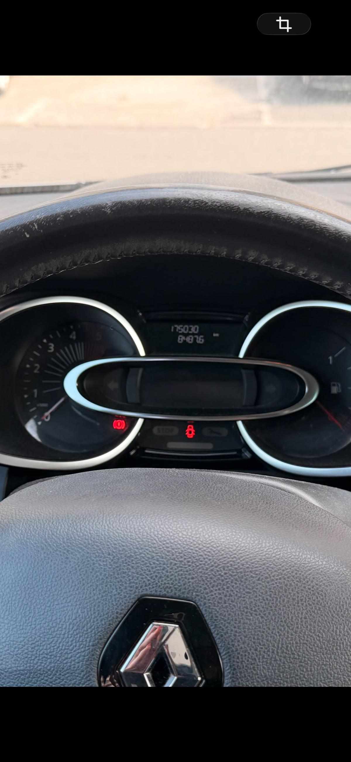 renault-clio-1-5-dci-2016-diesel-1461cc