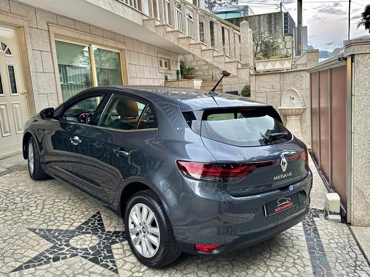 renault-megane-1-0-tce-2021-gasolina-999cc