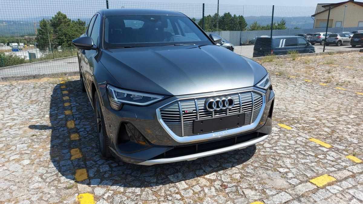 audi-e-tron-55-quattro-2021-eletrico