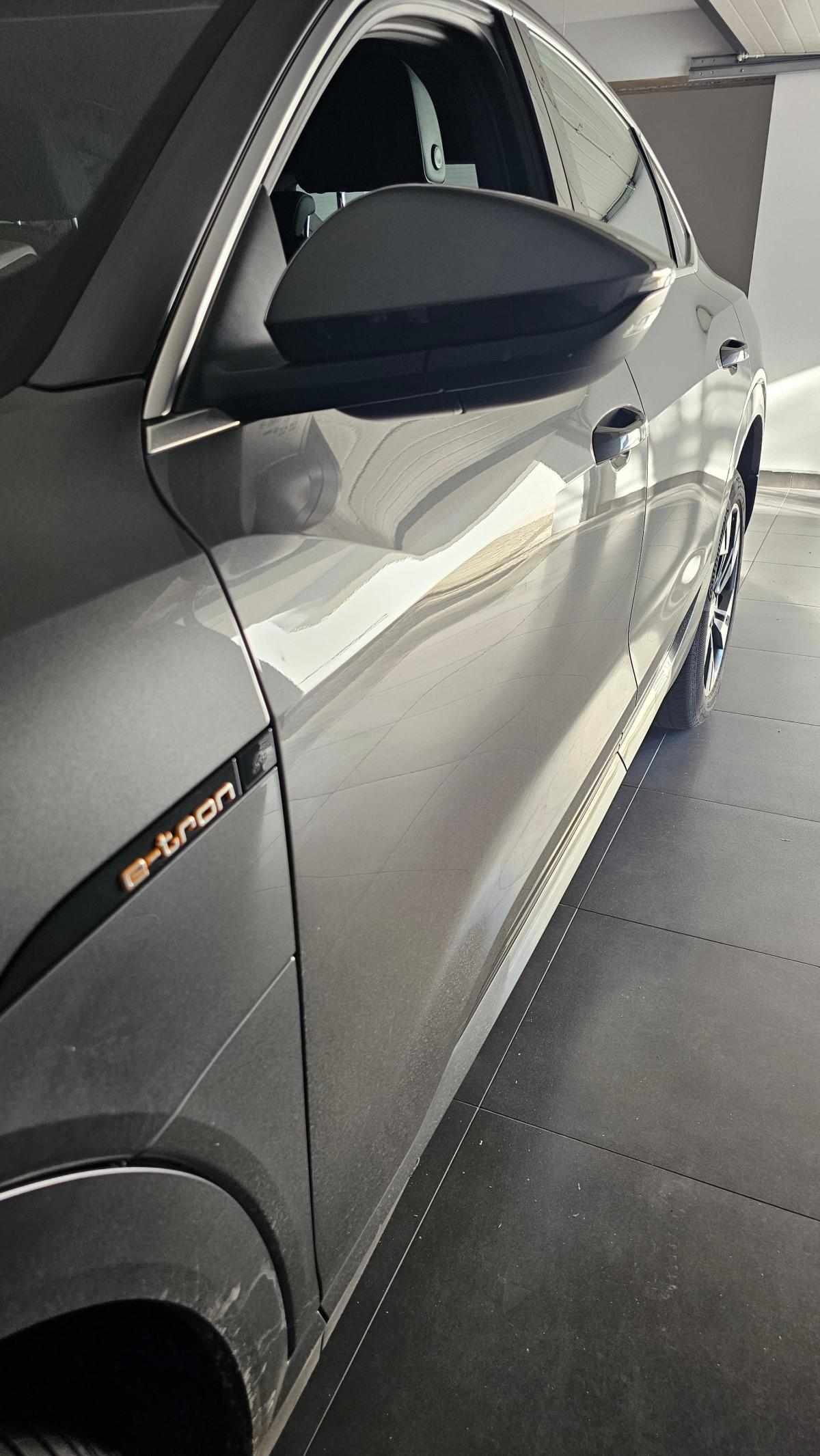 audi-e-tron-55-quattro-2021-eletrico