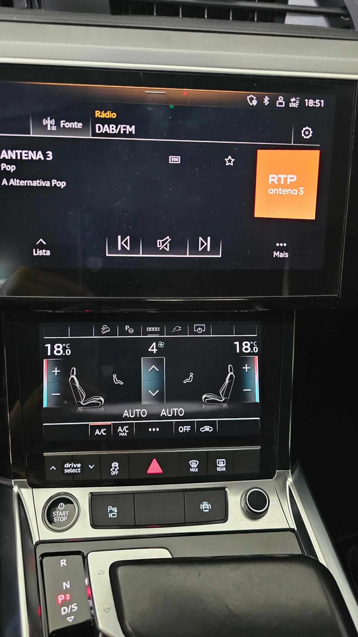audi-e-tron-55-quattro-2021-eletrico