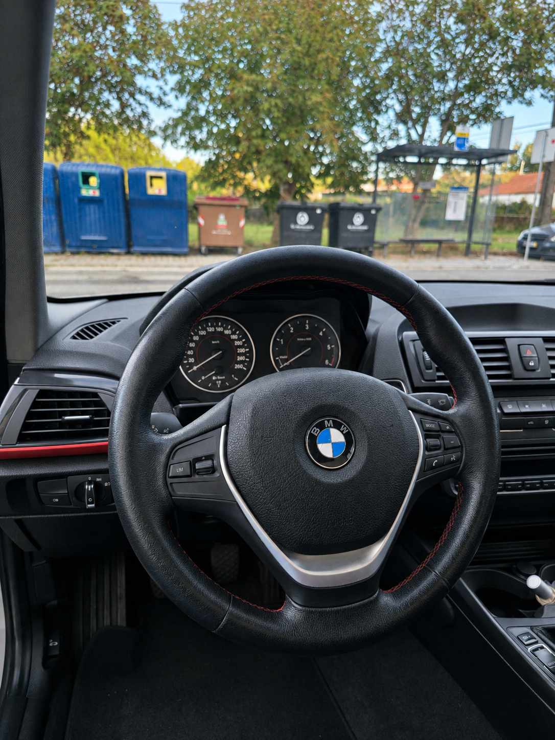 bmw-serie-1-116d-2012-diesel-1995cc