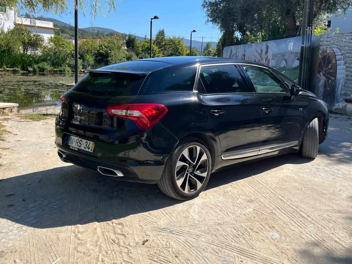 citroen-ds5-2-0-hybrid4-airdream-awd-2013-diesel-1997cc