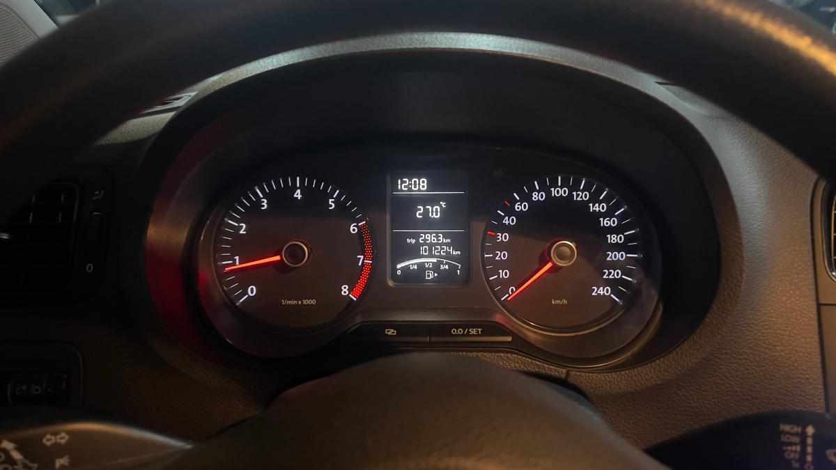 volkswagen-polo-1-2-2010-gasolina-1198cc