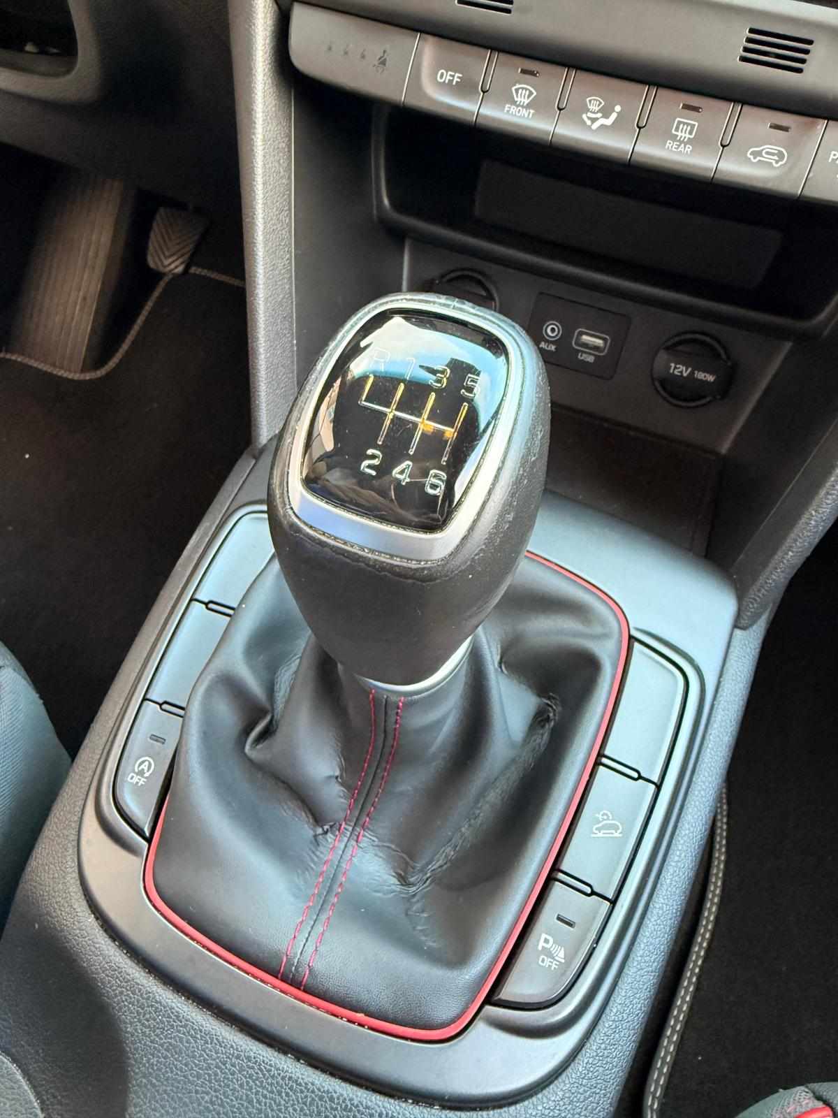 hyundai-kauai-1-0-t-gdi-blue-2019-gasolina-998cc