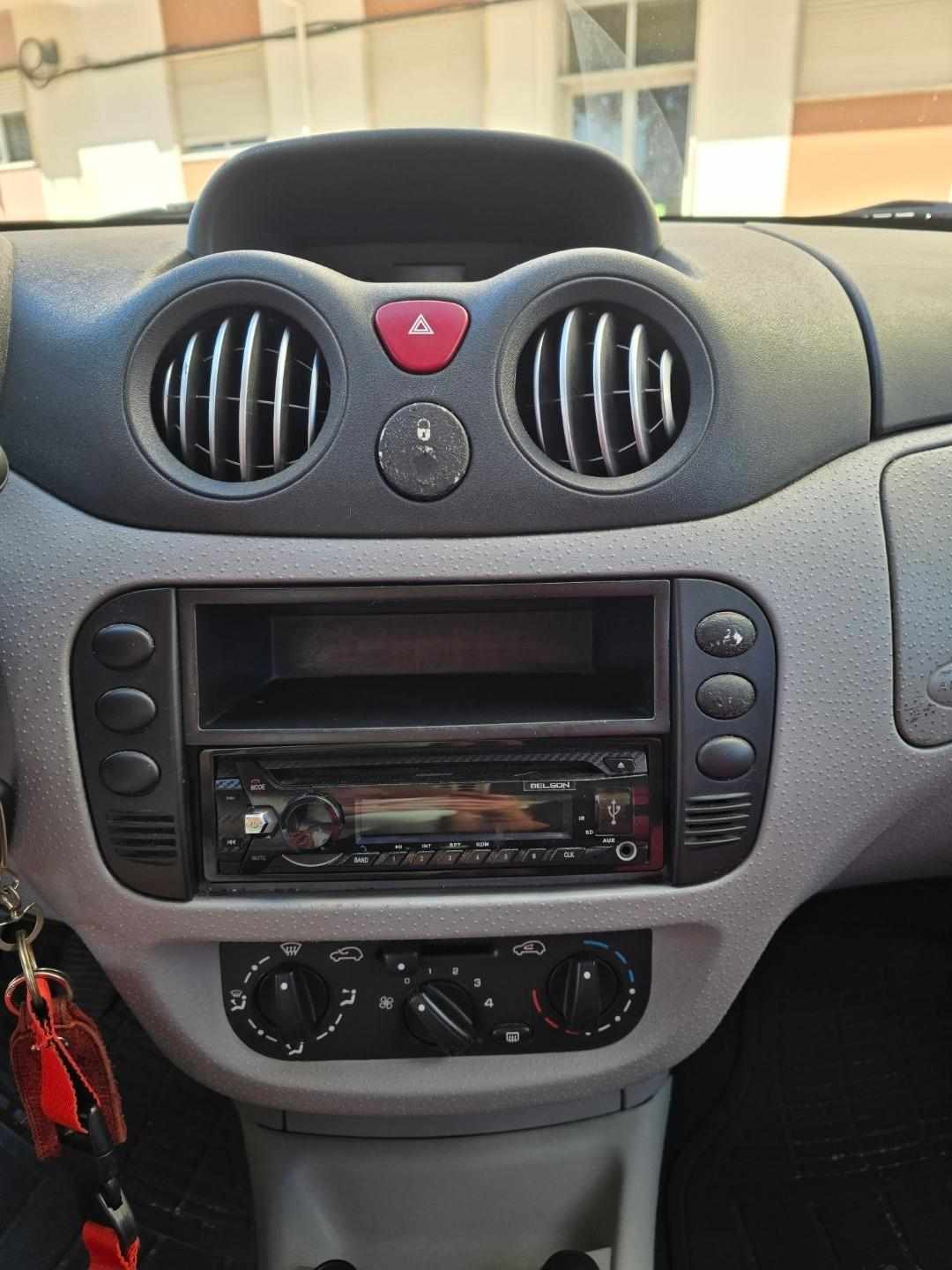 citroen-c3-1-1-2003-gasolina-1124cc