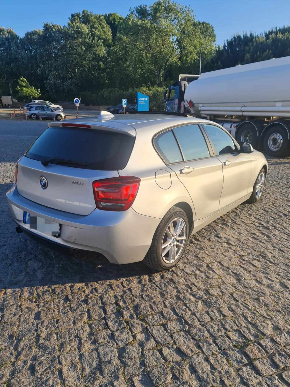 bmw-serie-1-118i-2011-gasolina-1598cc