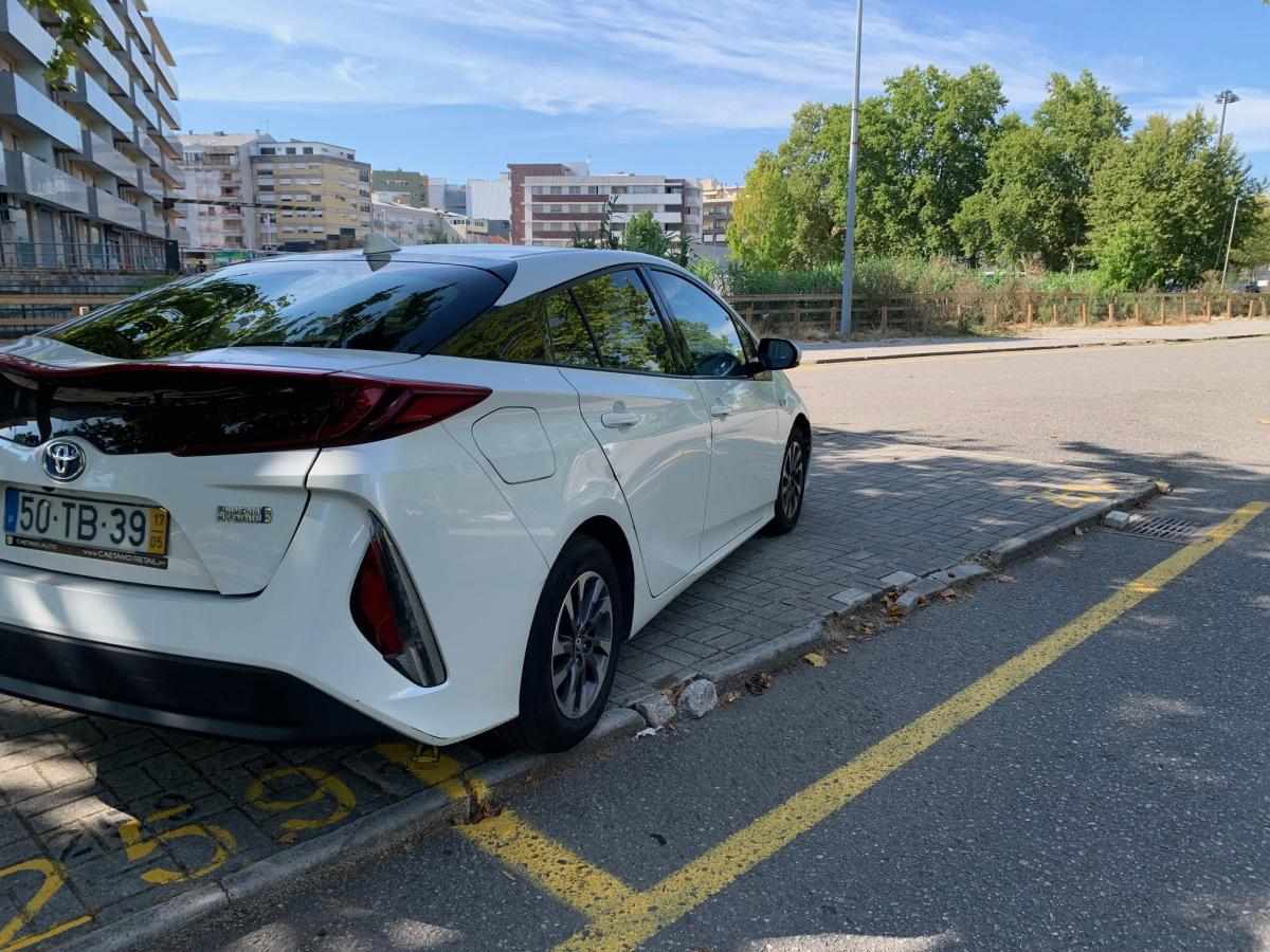 toyota-prius-hybrid-1-8-vvt-i-2017-gasolina-1798cc