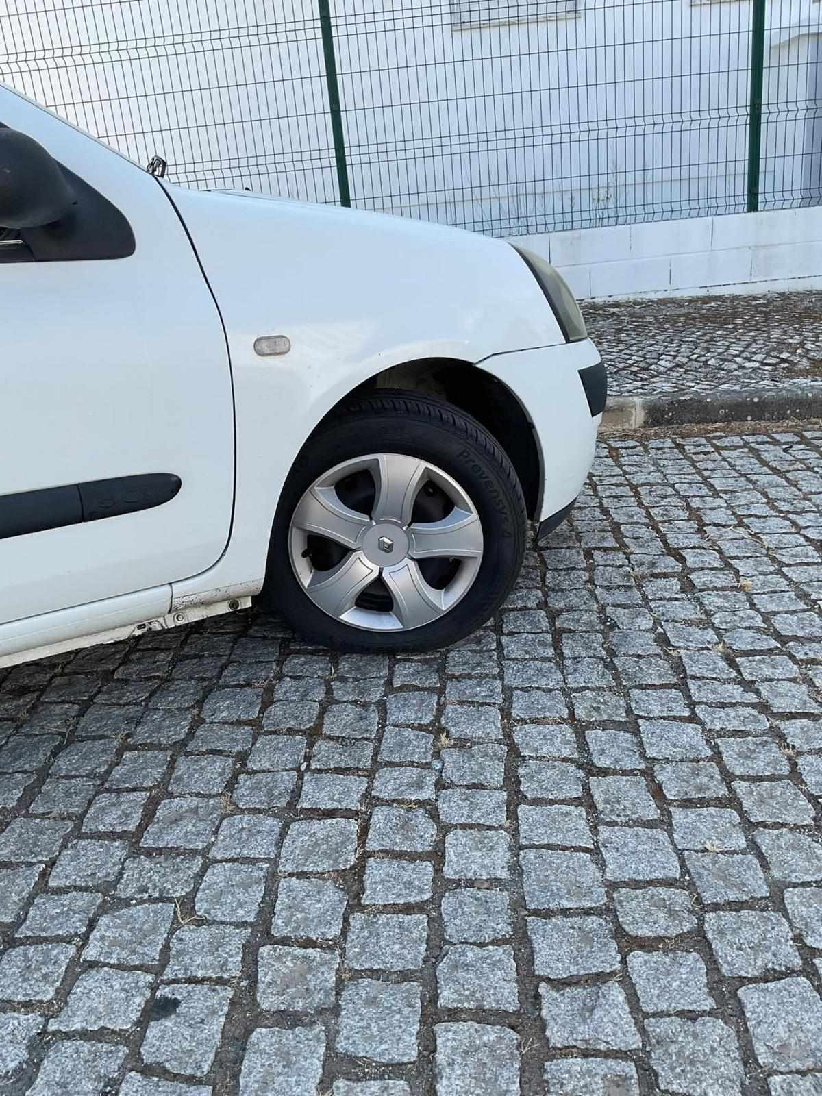 renault-clio-1-5-dci-2003-diesel-1461cc