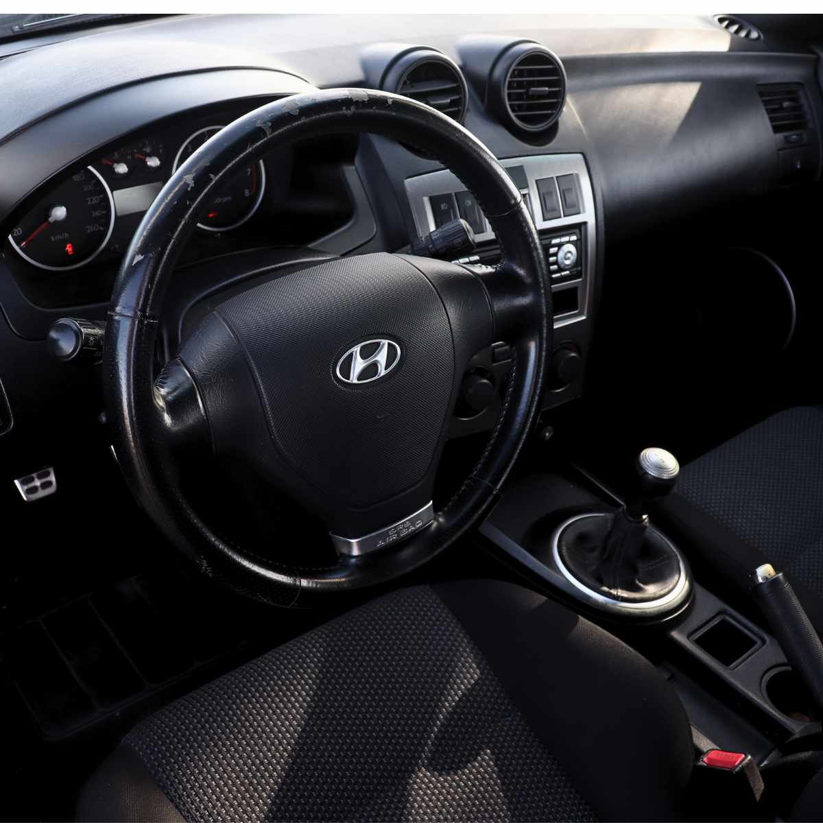 hyundai-coupe-1-6-2004-gasolina-1599cc