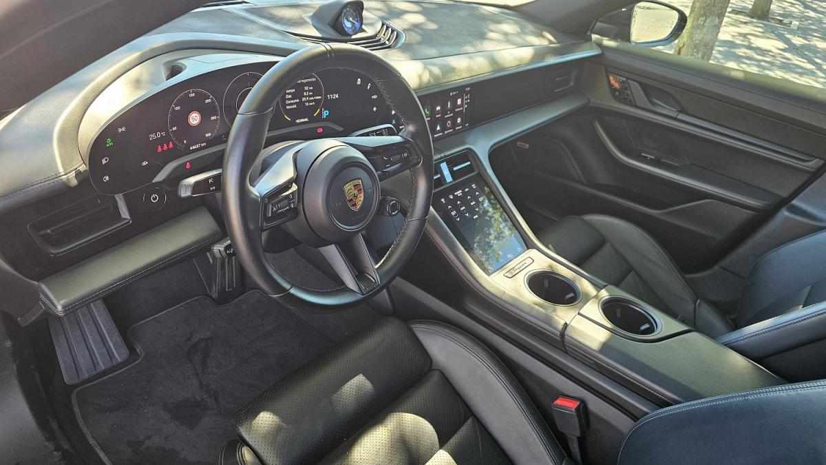 porsche-taycan-4-2021-eletrico
