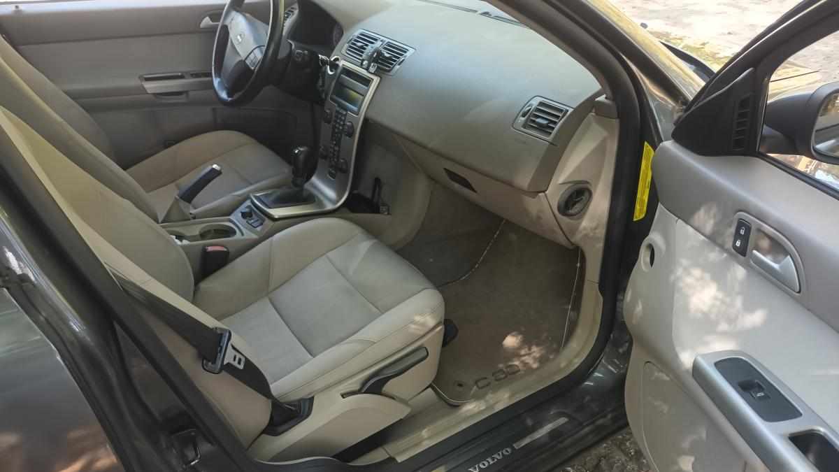 volvo-v50-1-6-d-2006-diesel-1560cc