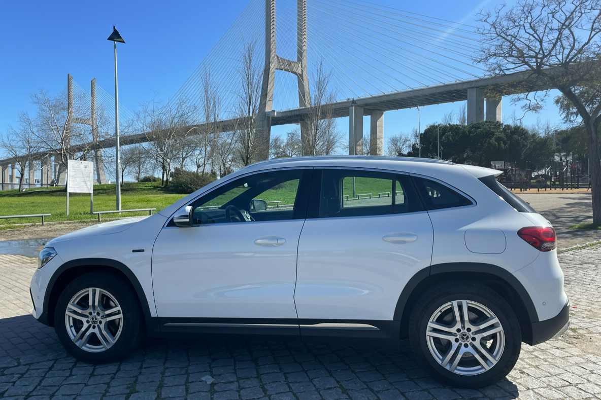 mercedes-benz-gla-250-e-2020-gasolina-1332cc