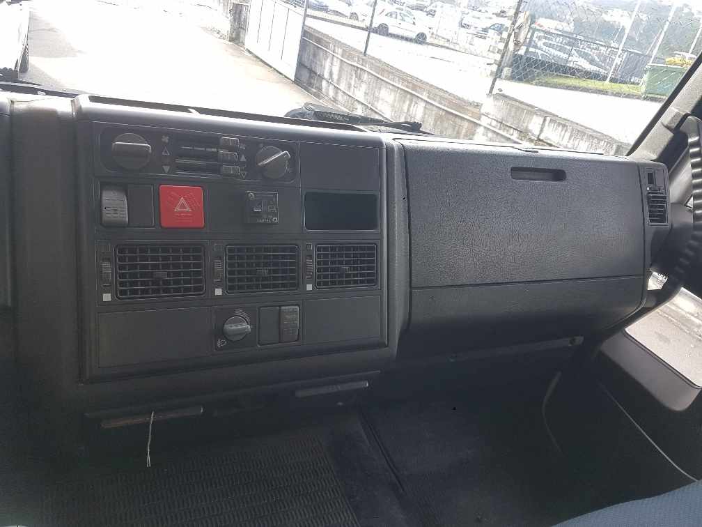 iveco-daily-2-8-d-2002-diesel
