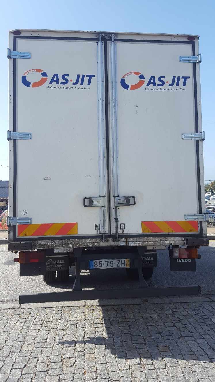 iveco-daily-2-8-d-2002-diesel