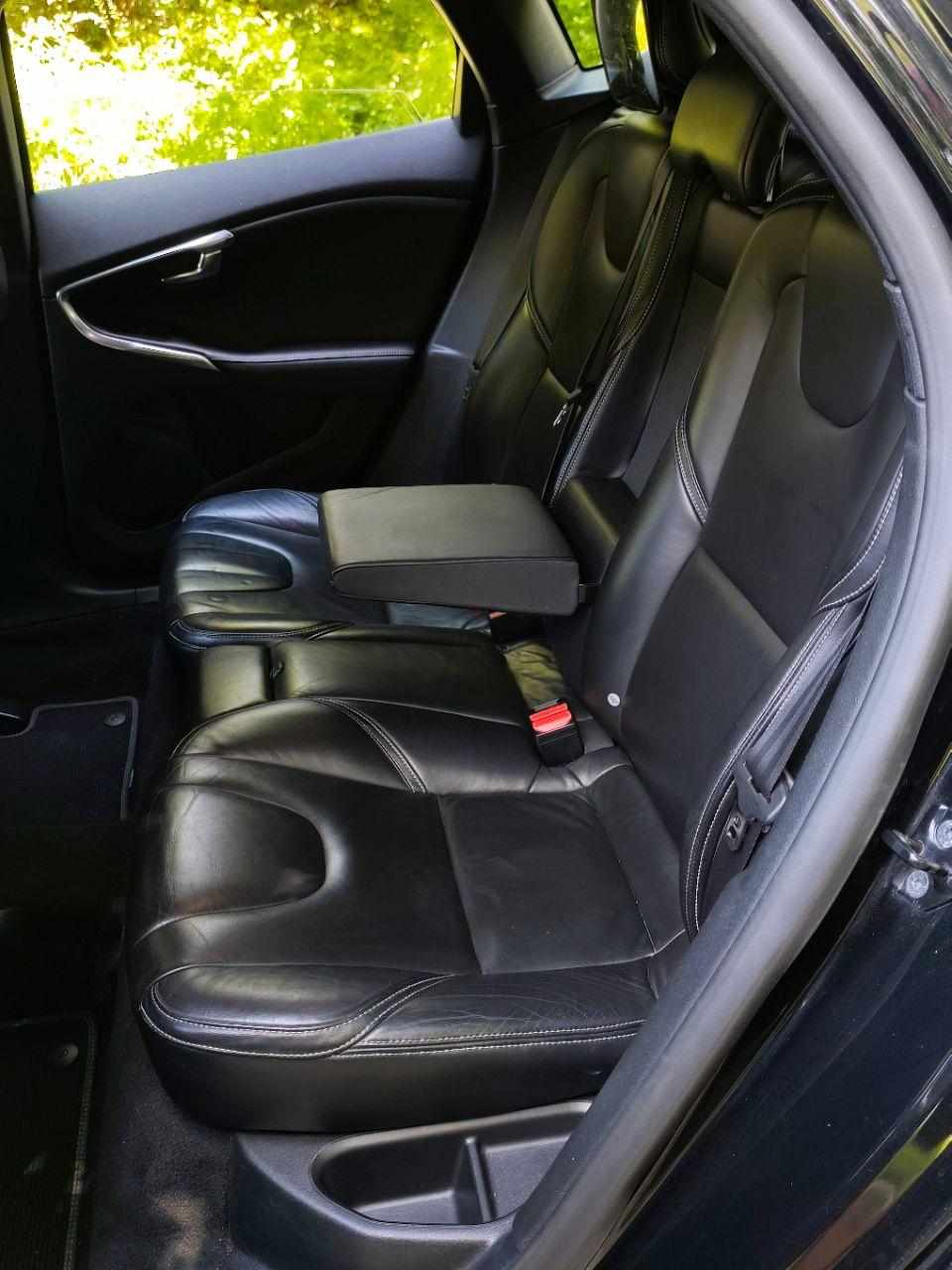 volvo-v40-1-6-2013-diesel-1560cc