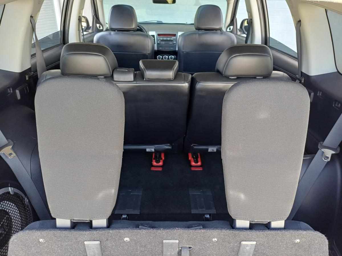 mitsubishi-outlander-2-2-di-d-2-3-4wd-2010-diesel-2179cc