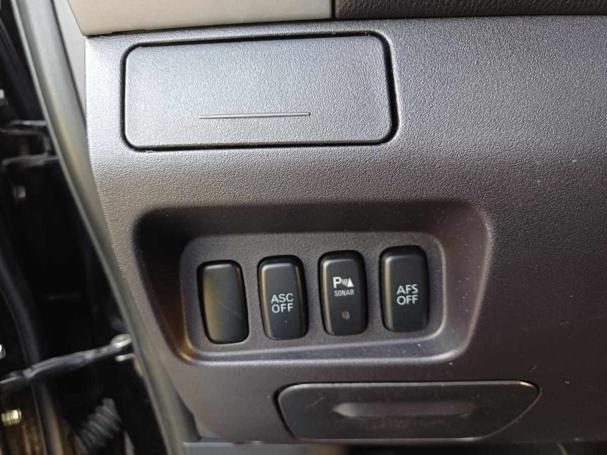 mitsubishi-outlander-2-2-di-d-2-3-4wd-2010-diesel-2179cc