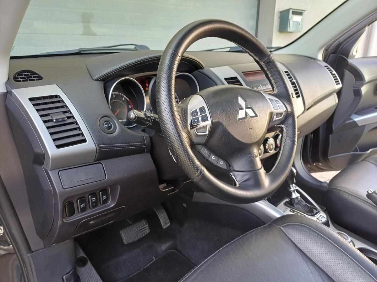mitsubishi-outlander-2-2-di-d-2-3-4wd-2010-diesel-2179cc