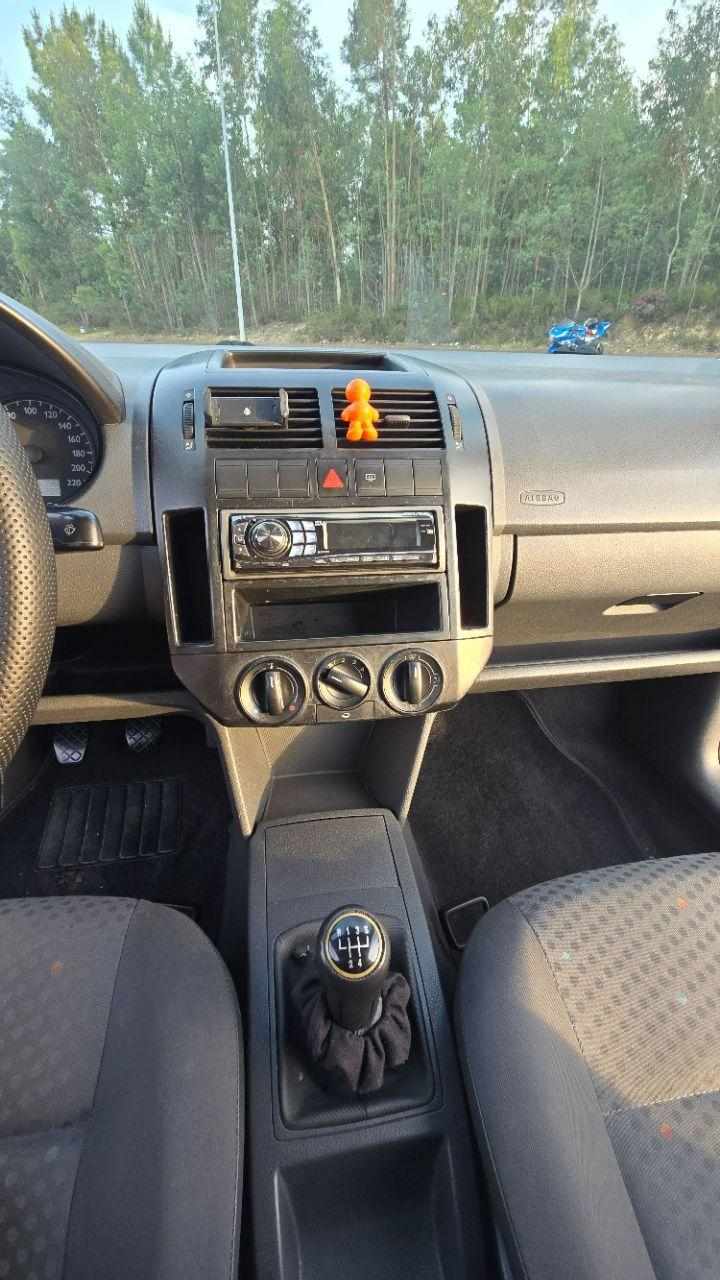 volkswagen-polo-1-2-2002-gasolina-1198cc