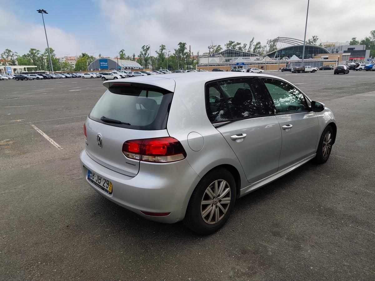 volkswagen-golf-1-6-tdi-bluemotion-2010-diesel-1598cc