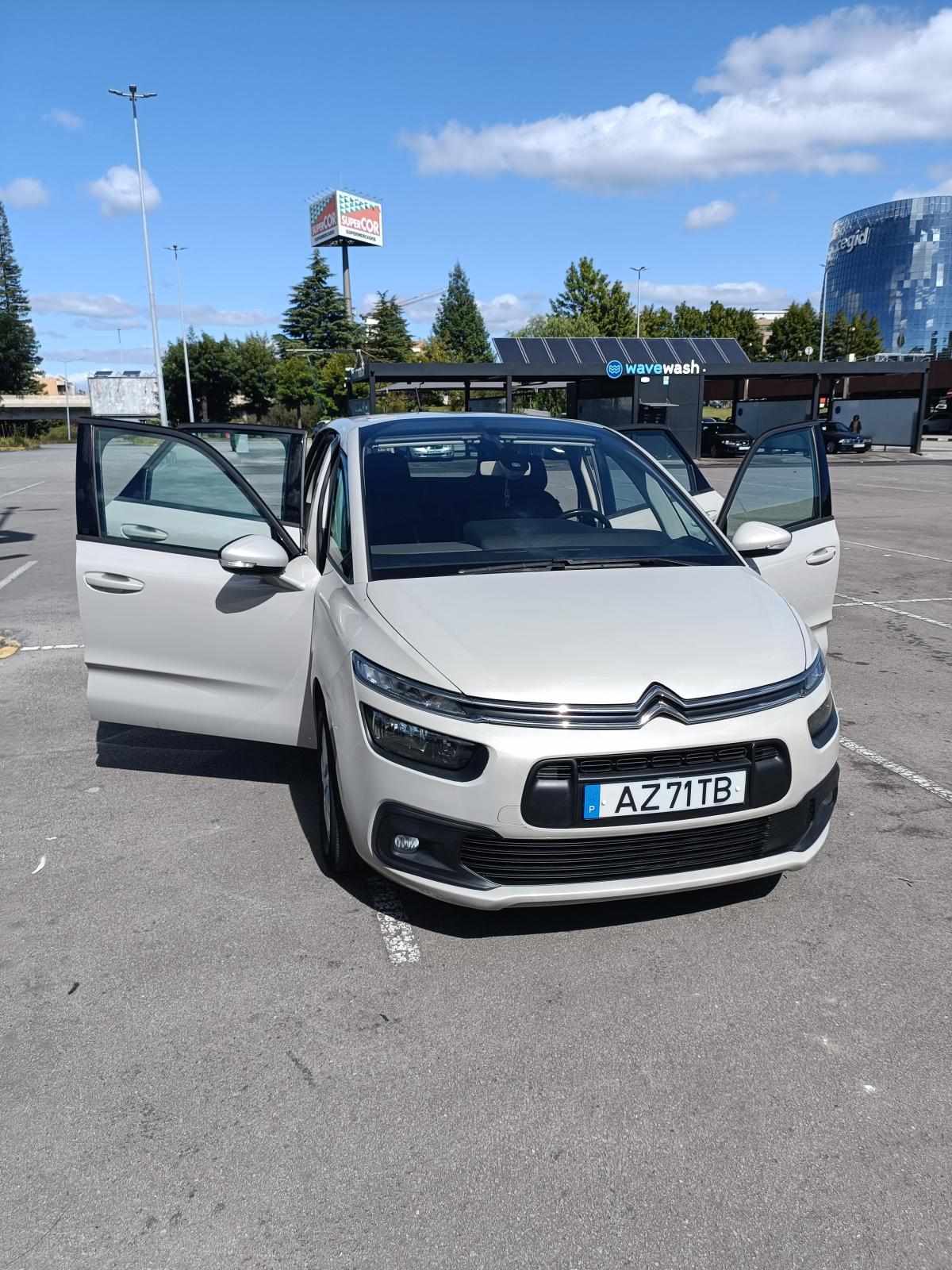 citroen-c4-picasso-1-6-bluehdi-2018-diesel-1560cc