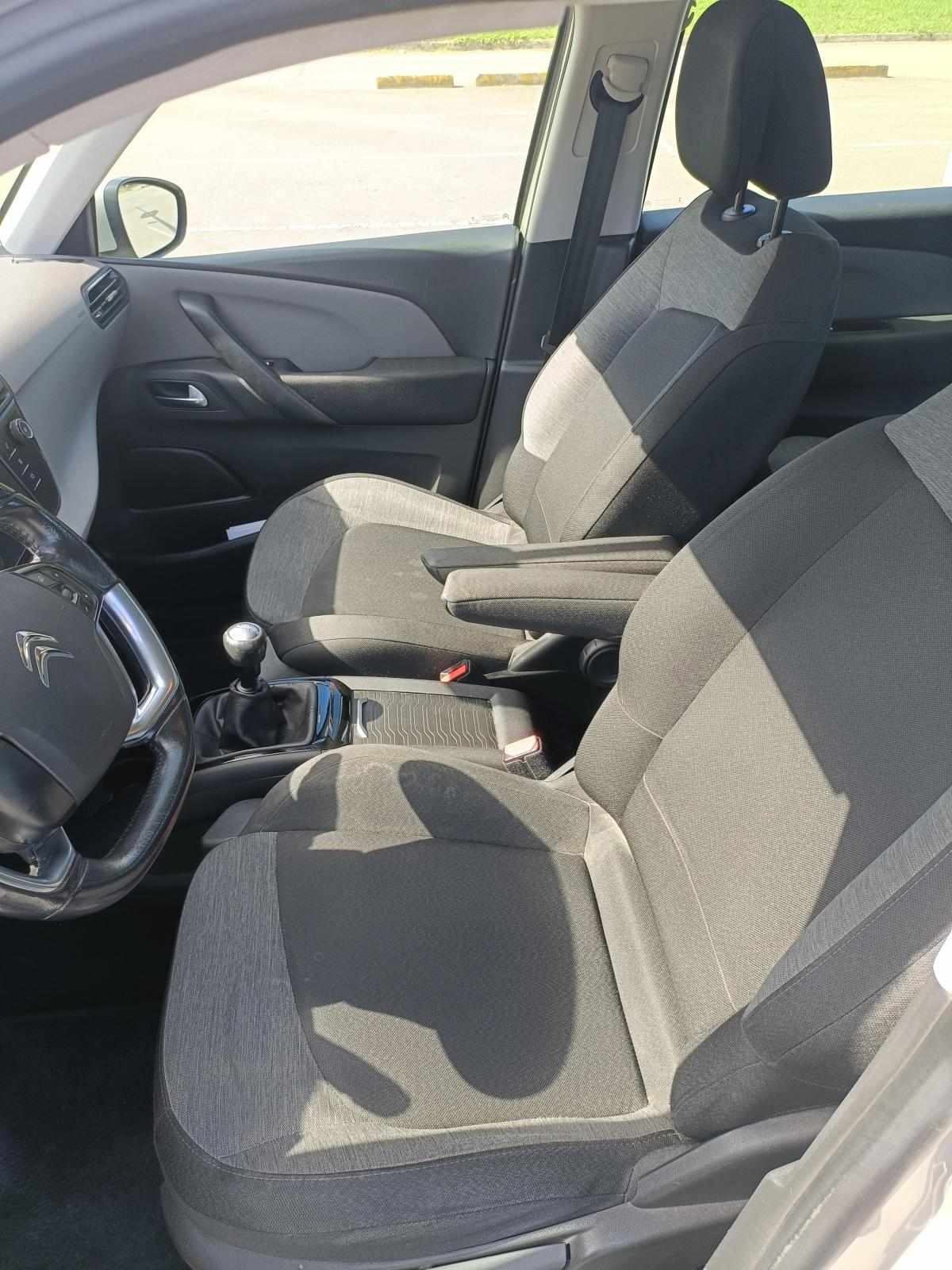 citroen-c4-picasso-1-6-bluehdi-2018-diesel-1560cc