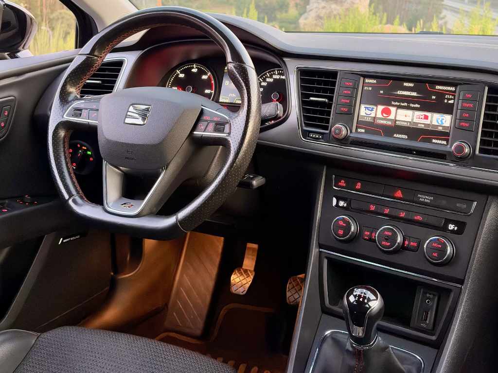 seat-leon-2-0-tdi-2015-diesel-1968cc