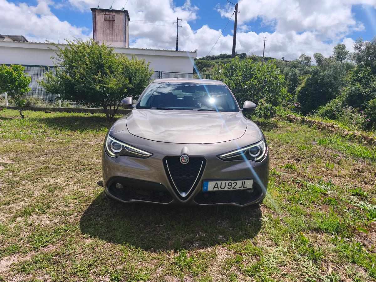 alfa-romeo-stelvio-2-2-jtdm-2019-diesel-2143cc