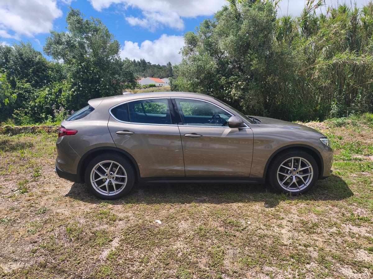 alfa-romeo-stelvio-2-2-jtdm-2019-diesel-2143cc