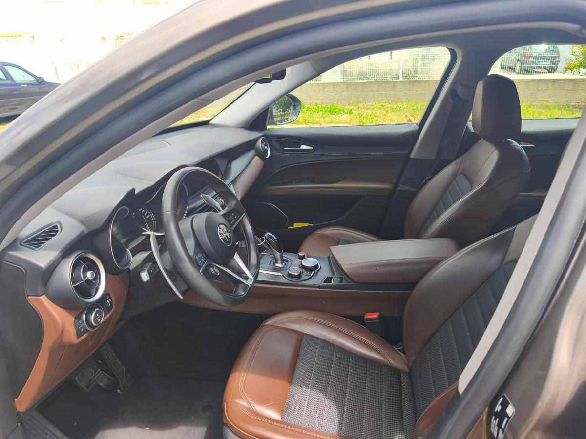 alfa-romeo-stelvio-2-2-jtdm-2019-diesel-2143cc