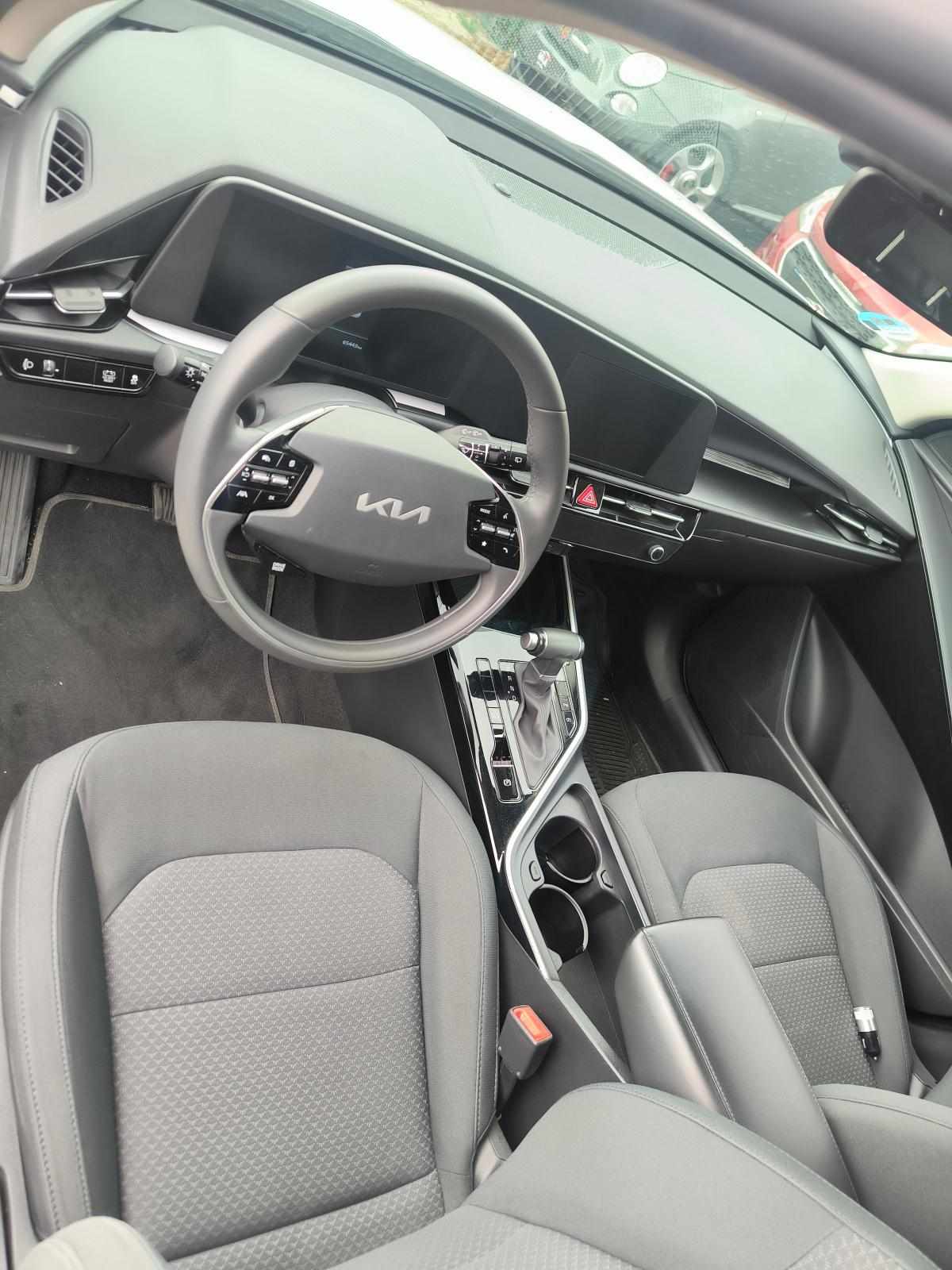 kia-niro-hybrid-1-6-gdi-2024-gasolina-1580cc