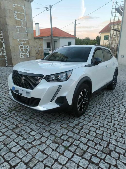 peugeot-2008-1-2-puretech-2023-gasolina-1199cc