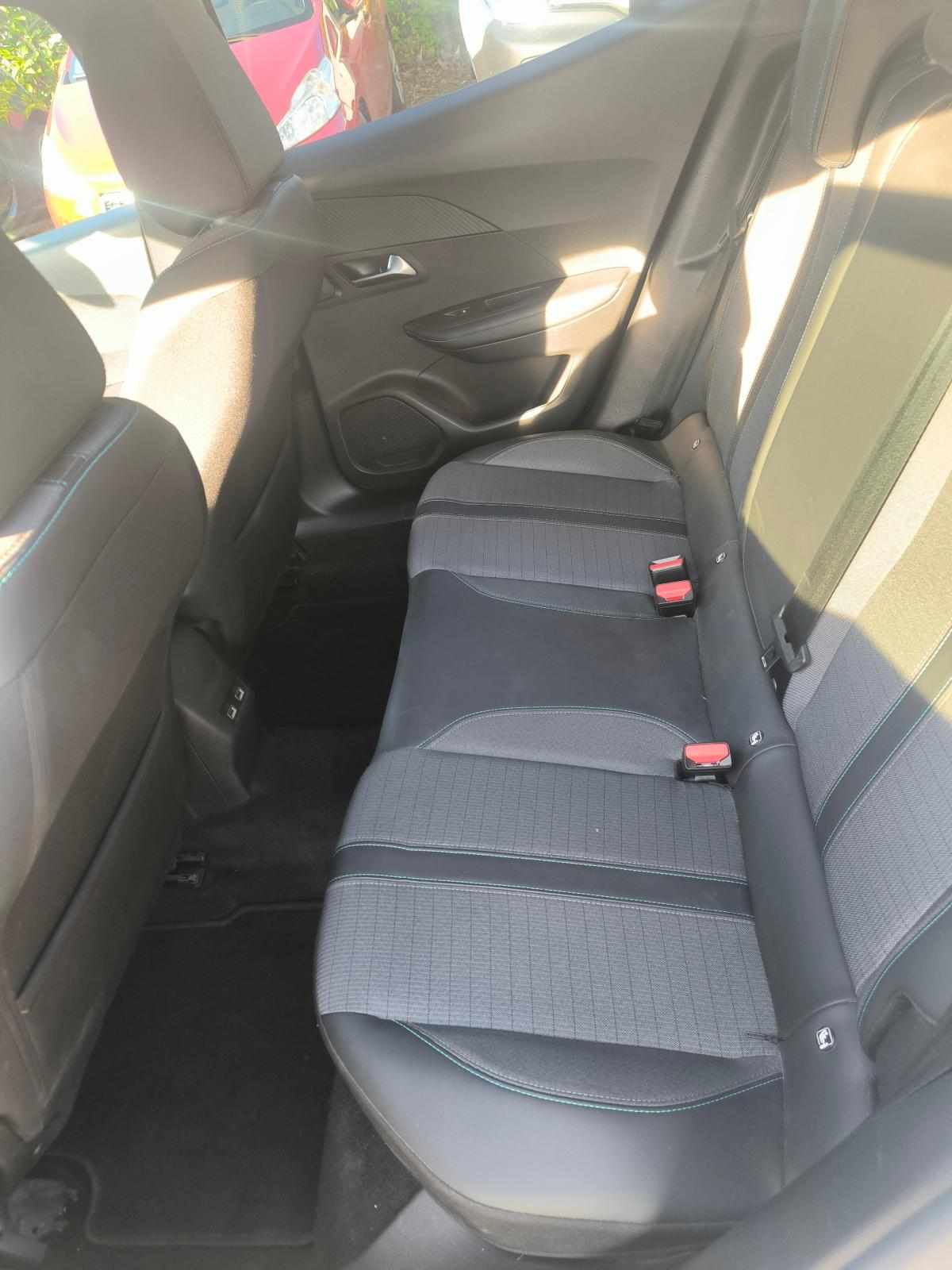 peugeot-2008-1-2-puretech-2023-gasolina-1199cc