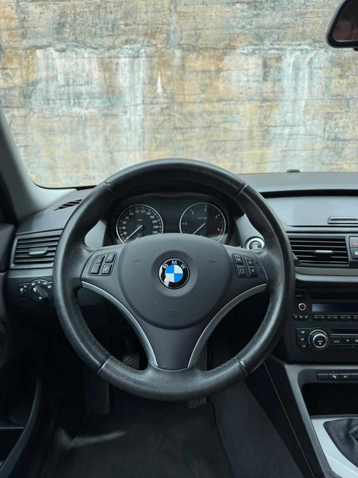 bmw-x1-sdrive20d-2009-diesel-1995cc