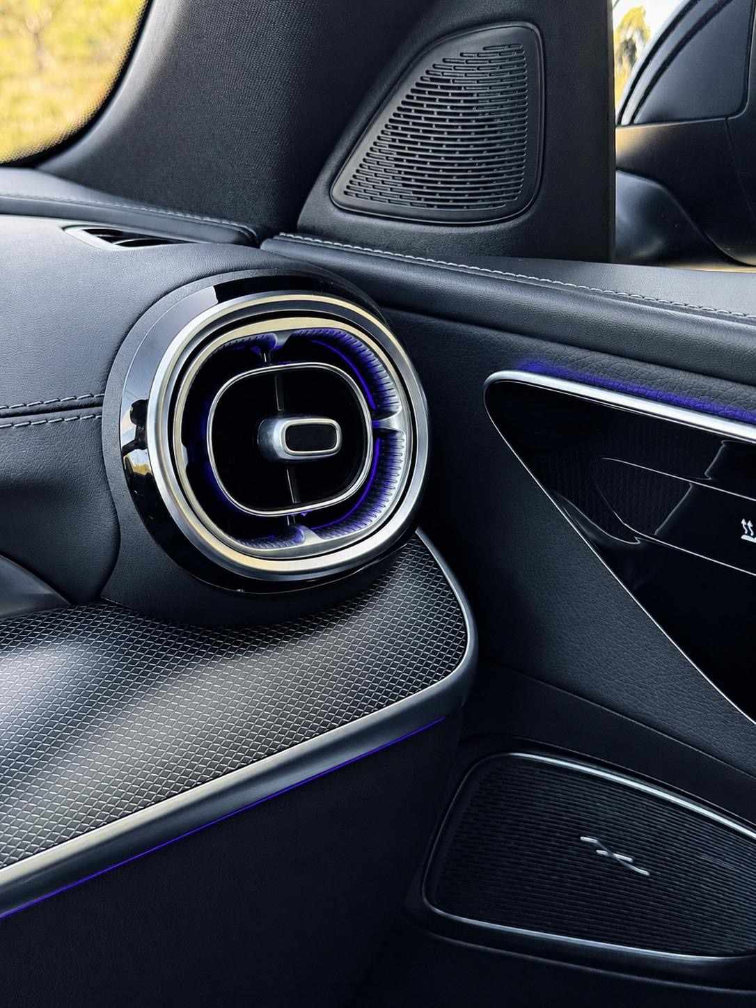 mercedes-benz-classe-c-c-300-e-2022-gasolina-1999cc